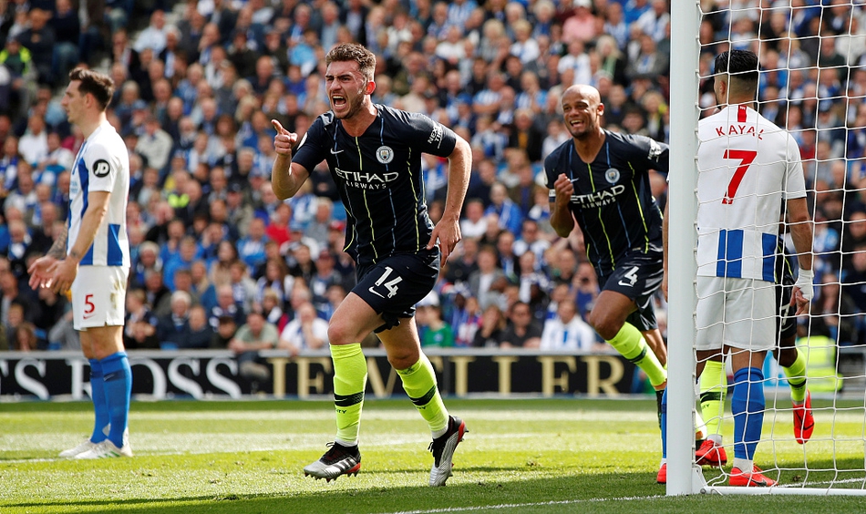 图片报：拜仁极端球迷团体故意燃放烟火以避开欧冠淘汰赛禁令（德媒《图片报》：拜仁极端球迷为规避欧冠淘汰赛禁令故意燃放烟火）