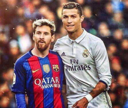 国际米兰圆领卫衣，太漂亮啦想要（国际米兰圆领卫衣，颜值在线，忍不住想入手）