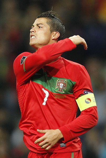 世体：梅西在进入诺坎普前没联系巴萨的任何人请求许可（世体：梅西进诺坎普前未与巴萨任何人沟通获取许可）