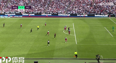 日媒：日职联银靴拉唐将离开大阪樱花，或加盟中超（日媒：J联赛银靴拉唐将告别大阪樱花，或转战中超）