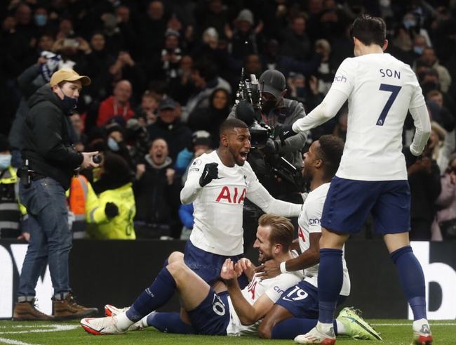 武里南联外援：每名队友都表现得非常出色，我们晋级机会很大（武里南联外援称队友集体发挥出色：晋级前景光明）