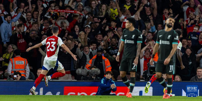 踢球者：拜仁小将阿萨雷外租富勒姆机会寥寥，可能不会被买断（踢球者：拜仁新星阿萨雷在富勒姆出场有限，买断前景不乐观）