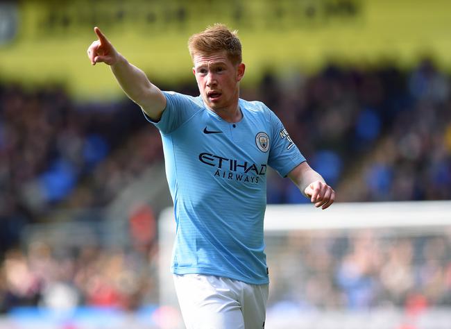 逆天，挪威甲门将点球大战一脚将摆好的球踢走以干扰对方（挪威甲点球大战爆争议 门将将已摆好的球踢走干扰主罚者）